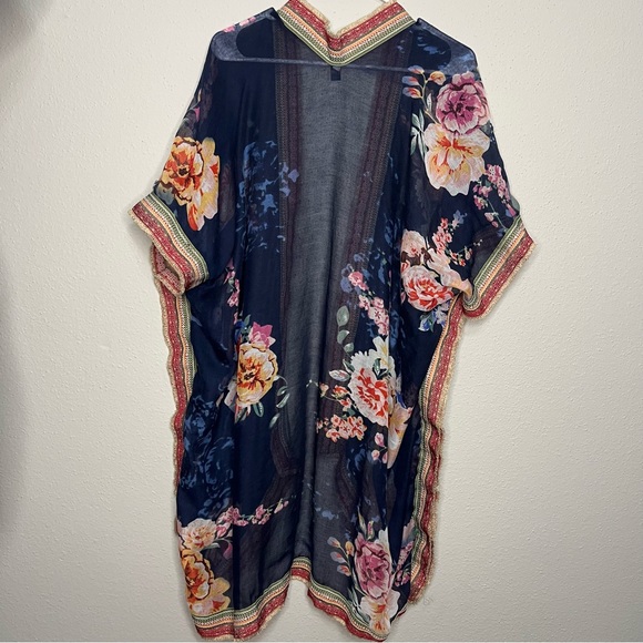 LANE BRYANT Floral Kimono with Navy and Multicolor Design - Picture 7 of 7